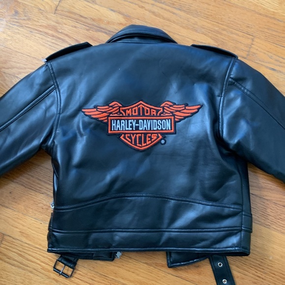 Small women’s Harley Davidson jacket - Picture 3 of 5